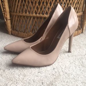 Nude Steve Madden Pumps